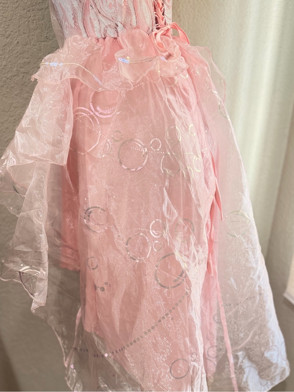 Spirit Halloween Wicked Adult Glinda Costume, Officially licensed, Glinda size M - Picture 5 of 14